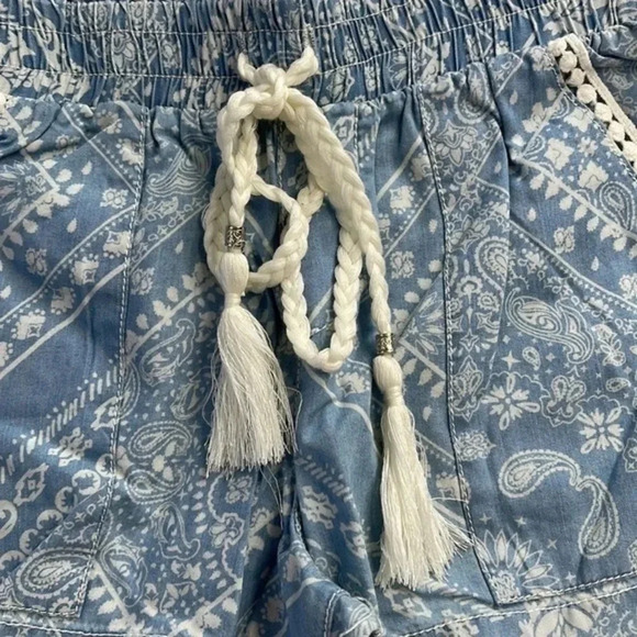 Wallflower Juniors Printed Shorts Sammy Blue‎ Size XS - Picture 7 of 11